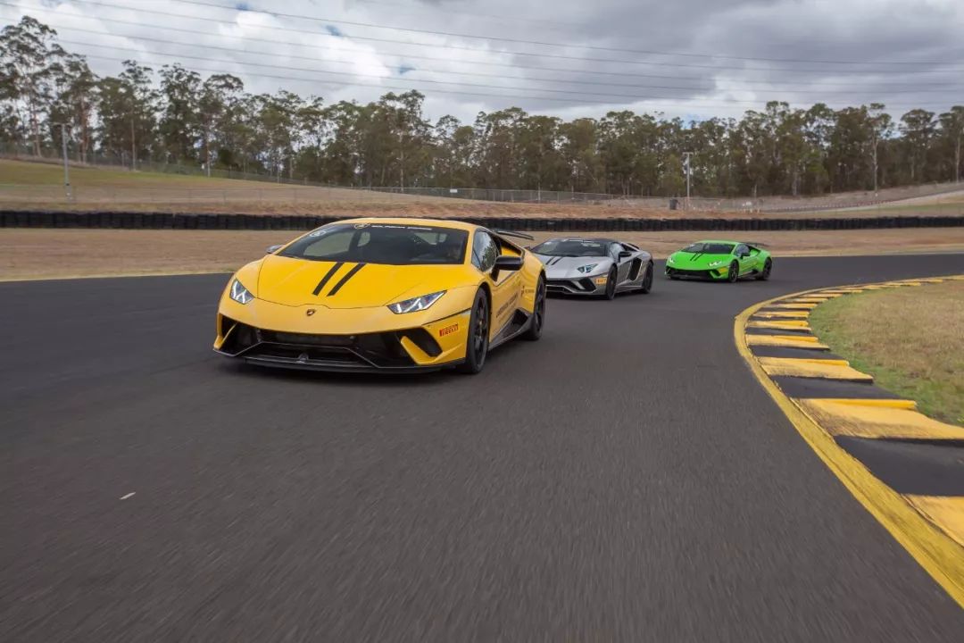 图赏兰博基尼澳大利亚赛道活动圆满结束